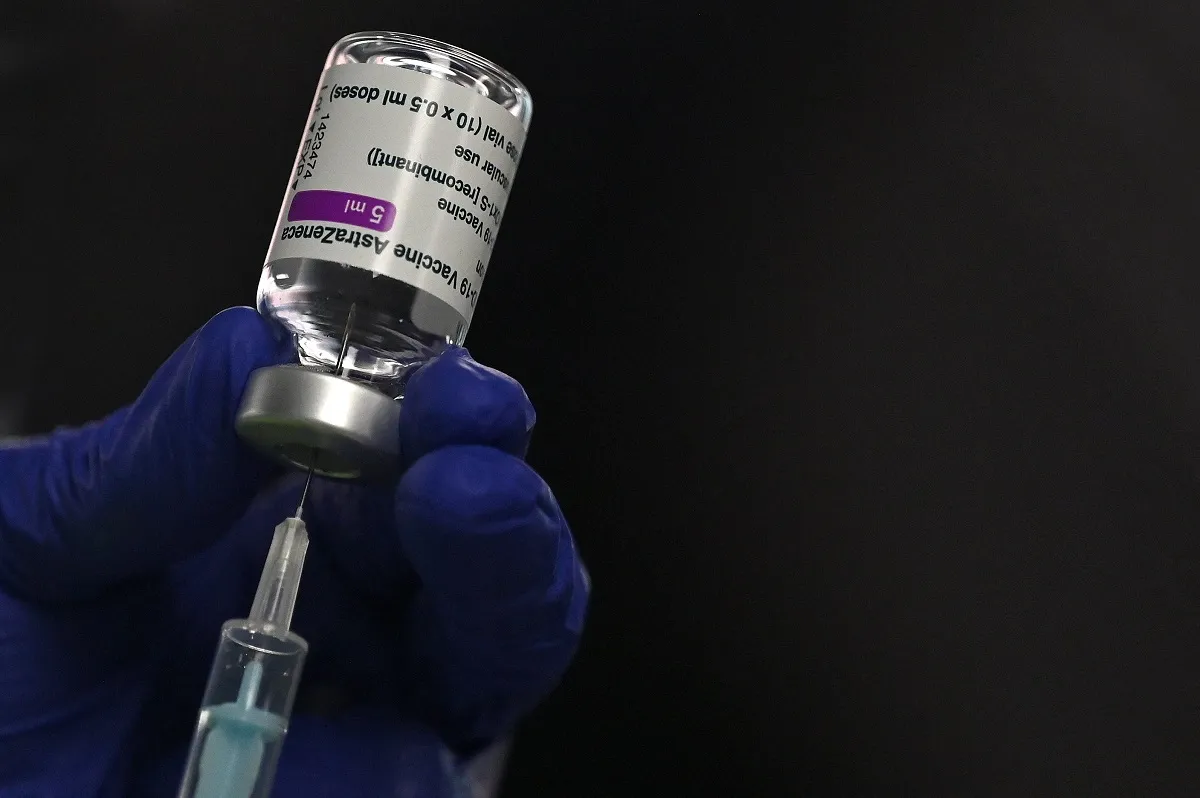 Lote com quase 3 milhões de doses do imunizante foi enviado nesta quarta-feira (30) ao governo federal