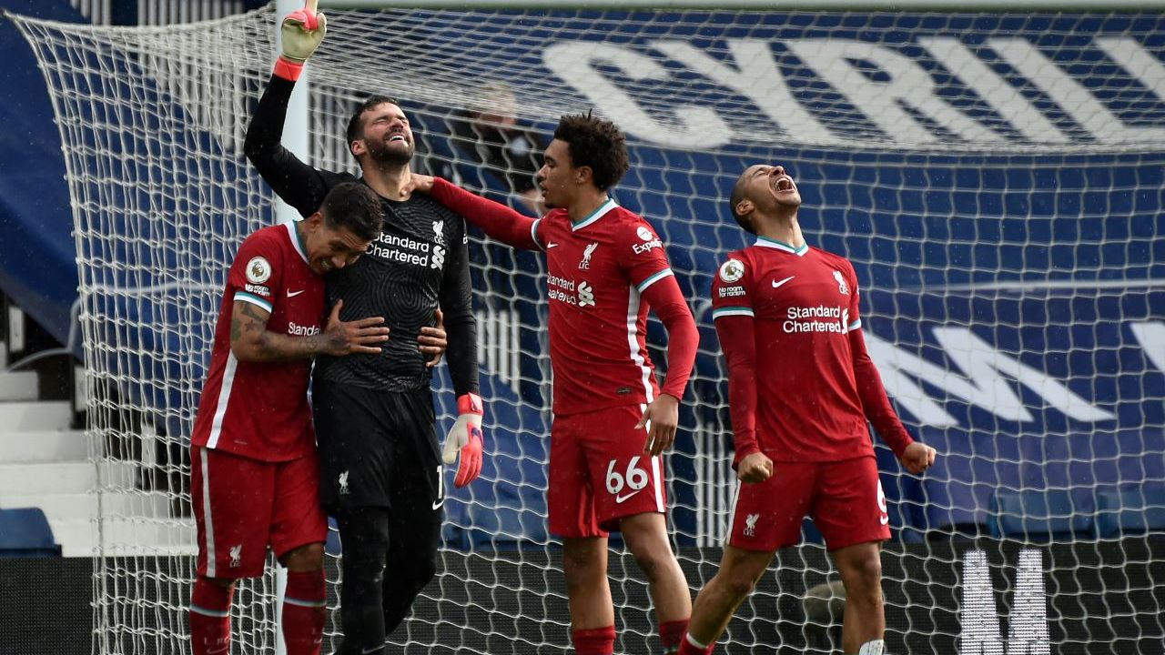 Jogador do Liverpool dedica gol a Alisson após morte do pai do goleiro  hamburguense - Esportes - Jornal VS