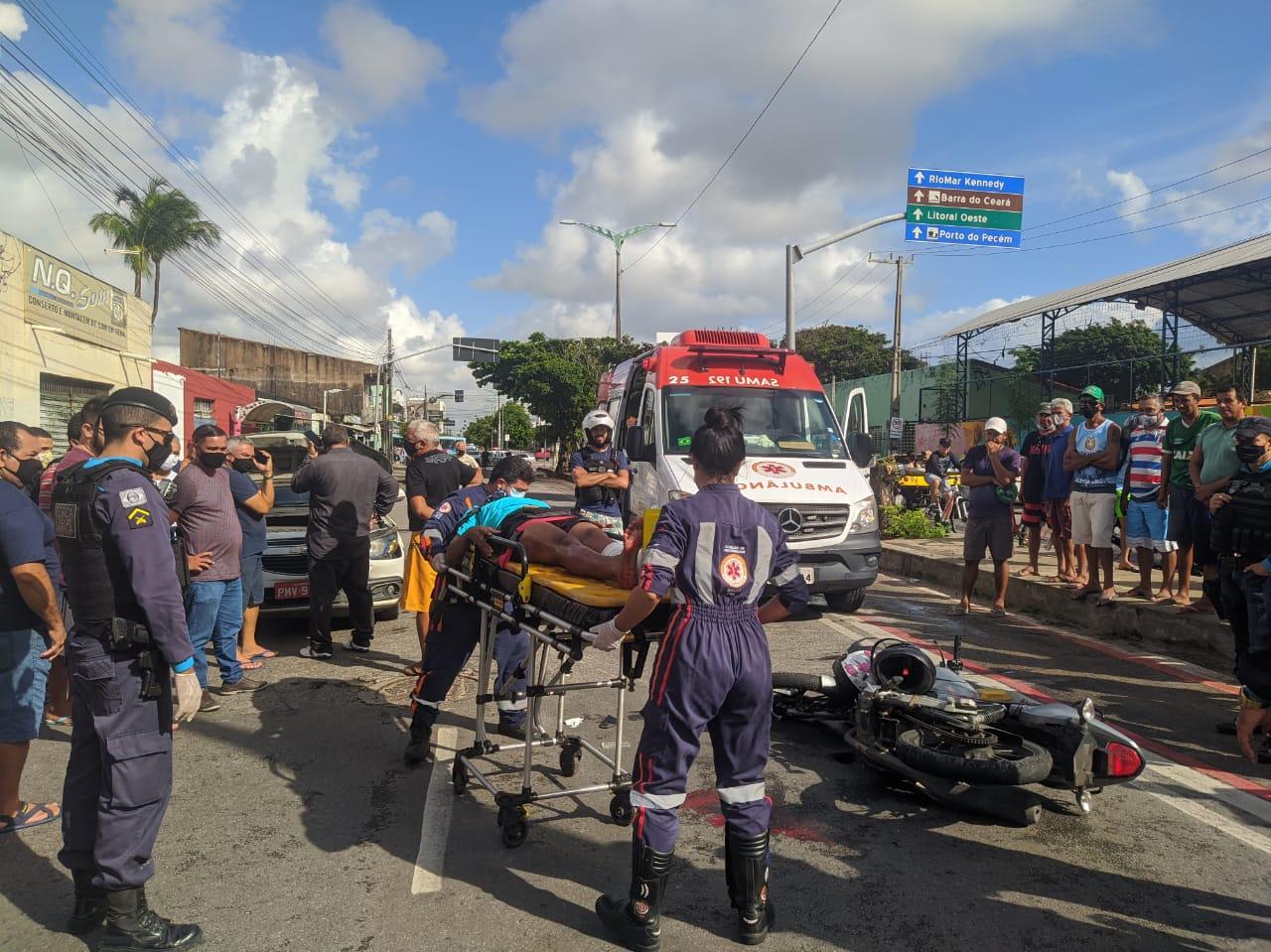 perseguição leste oeste