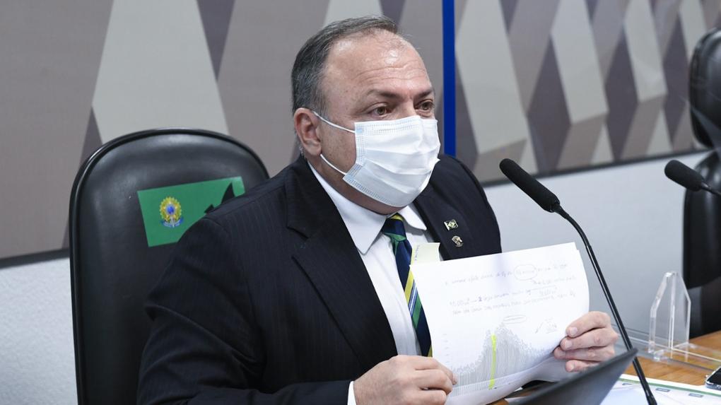 Ex-ministro da Saúde, general Eduardo Pazuello durante depoimento na CPI da Covid-19