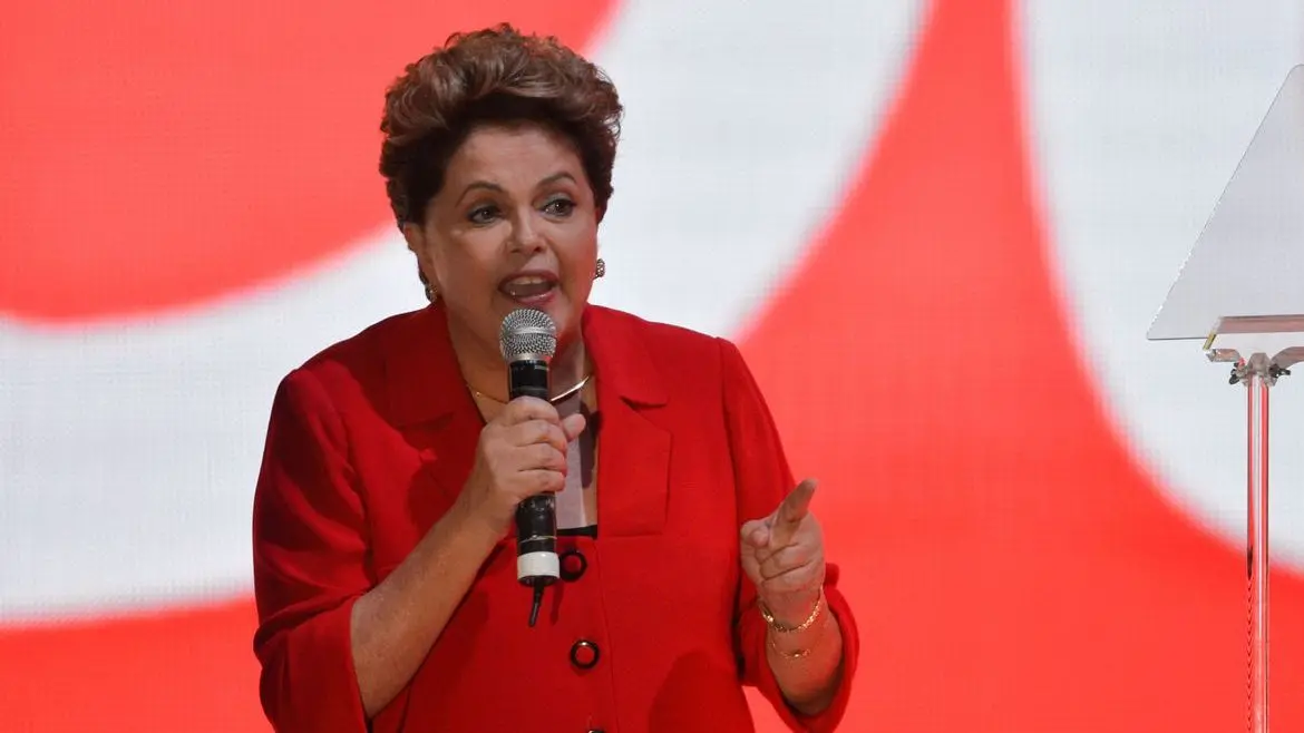 dilma passa mal e está fazendo exames