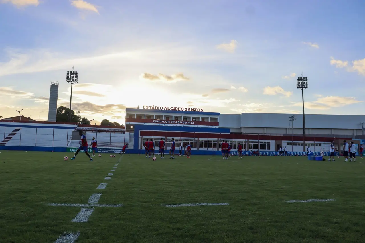 Imagem aberta do Centro de Excelência do Fortaleza
