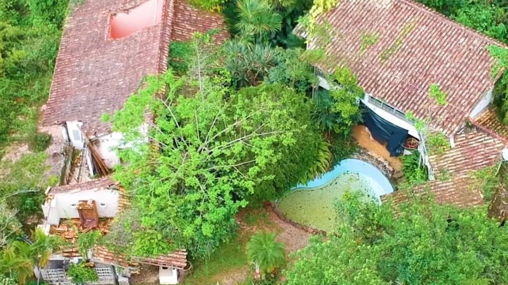 Vista aérea da mansão de Clodovil Hernandes