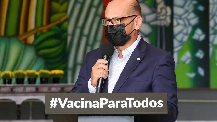 Diretor do Instituto Butantan, Dimas Covas