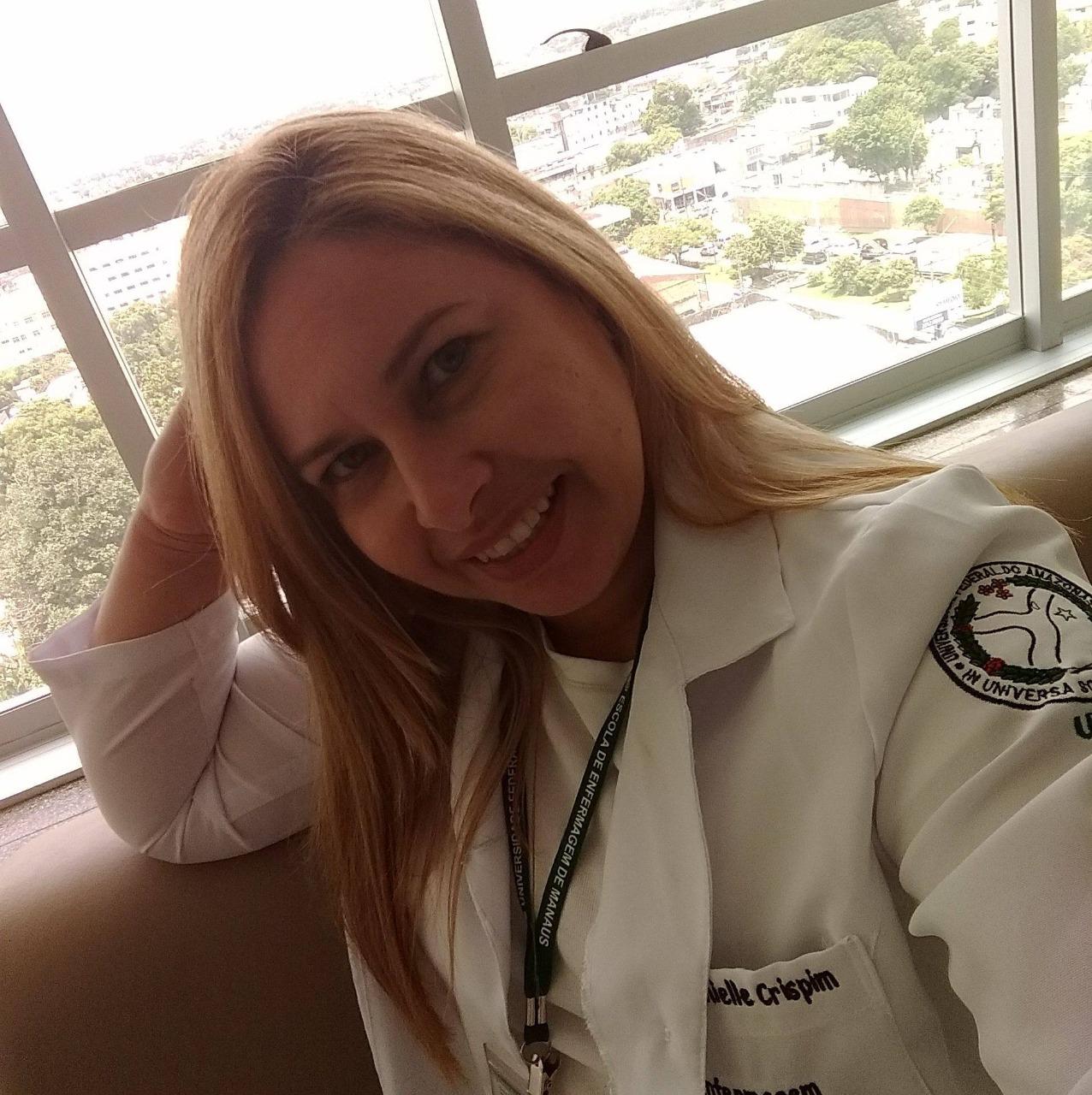 Esta é uma imagem de Danielle Crispim