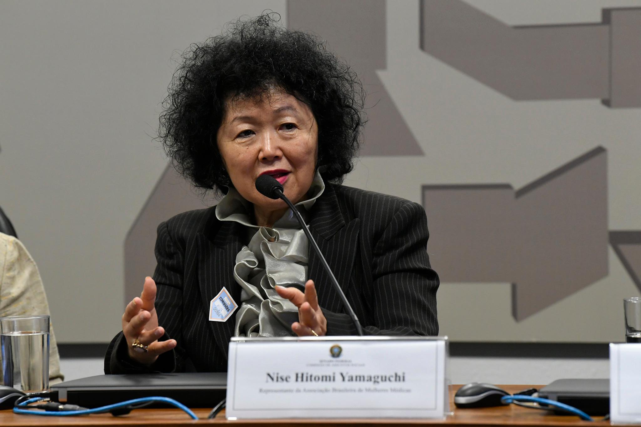 Médica Nise Yamaguchi depõe no Senado