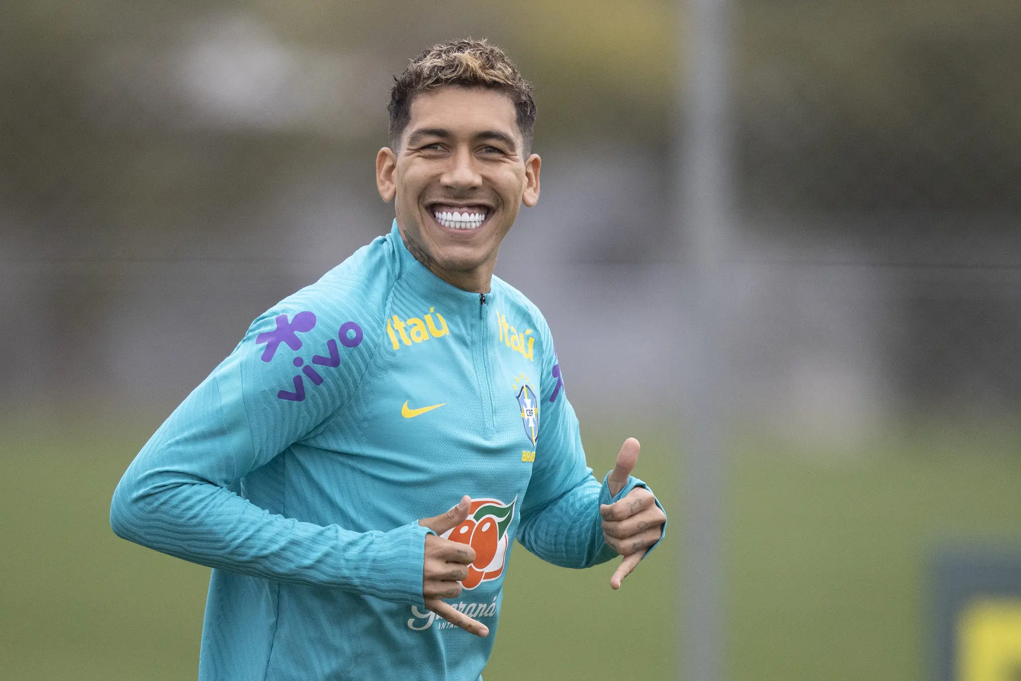 Roberto Firmino, jogador da Seleção Brasileira