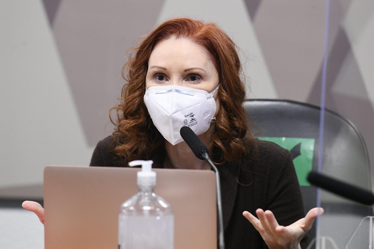 Em pronunciamento, à mesa da CPI da Covid, microbiologista e pesquisadora da Universidade de São Paulo (USP), Natalia Pasternak