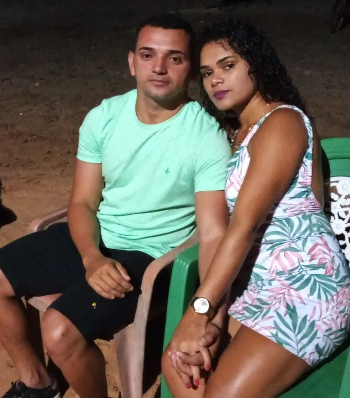 João Batista e Catiane começaram a namorar à distância, em julho do ano passado