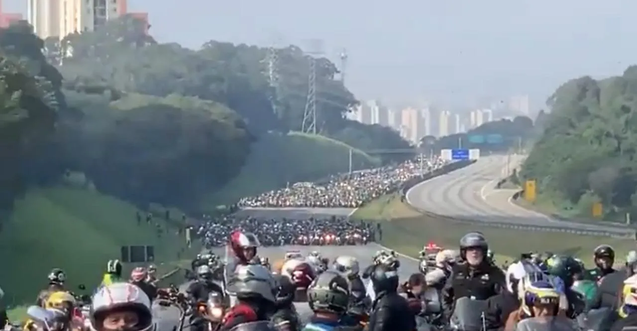 A manifestação foi divulgada por parlamentares da base aliada ao presidente e grupos contra o governador João Doria