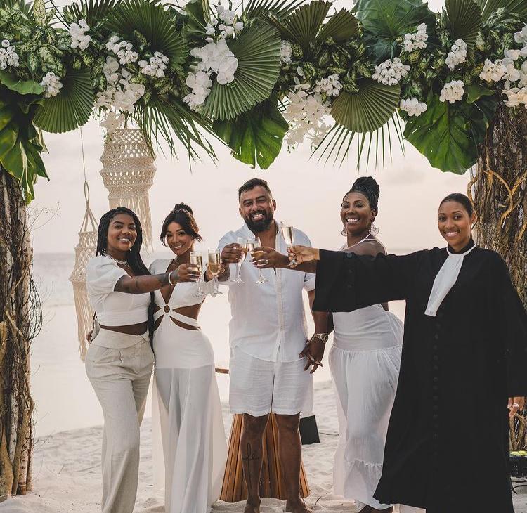 Esta é uma imagem do casamento de Ludmilla e Brunna Gonçalves