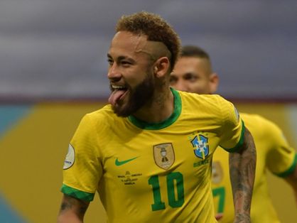 Neymar comemora gol pela Seleção Brasileira