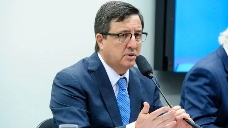 Danilo Forte não vê relação entre as falas do presidente Bolsonaro e a questão das polícias