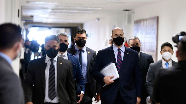Ex-governador do Rio de Janeiro chega ao Senado para depoimento na CPI da Pandemia