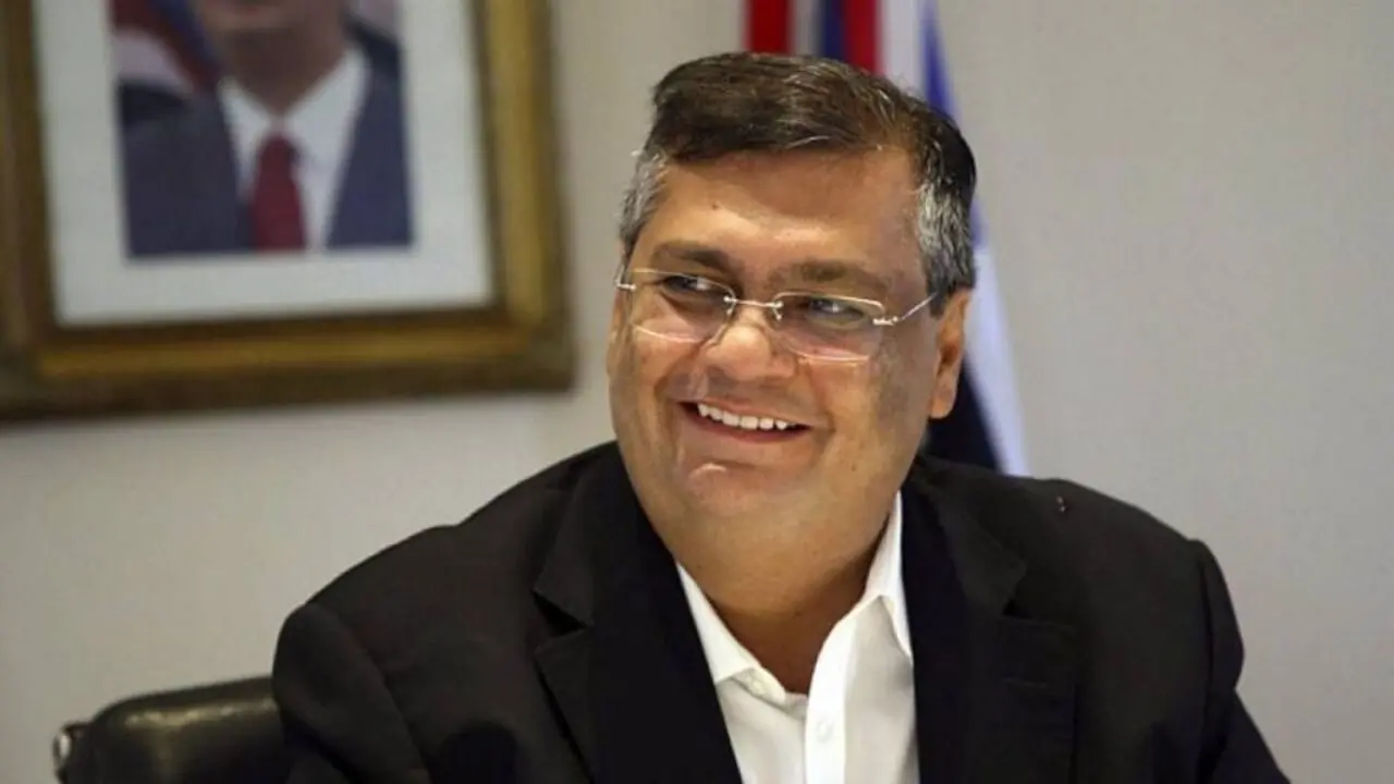 Flavio Dino, governador do Maranhão, sorrindo