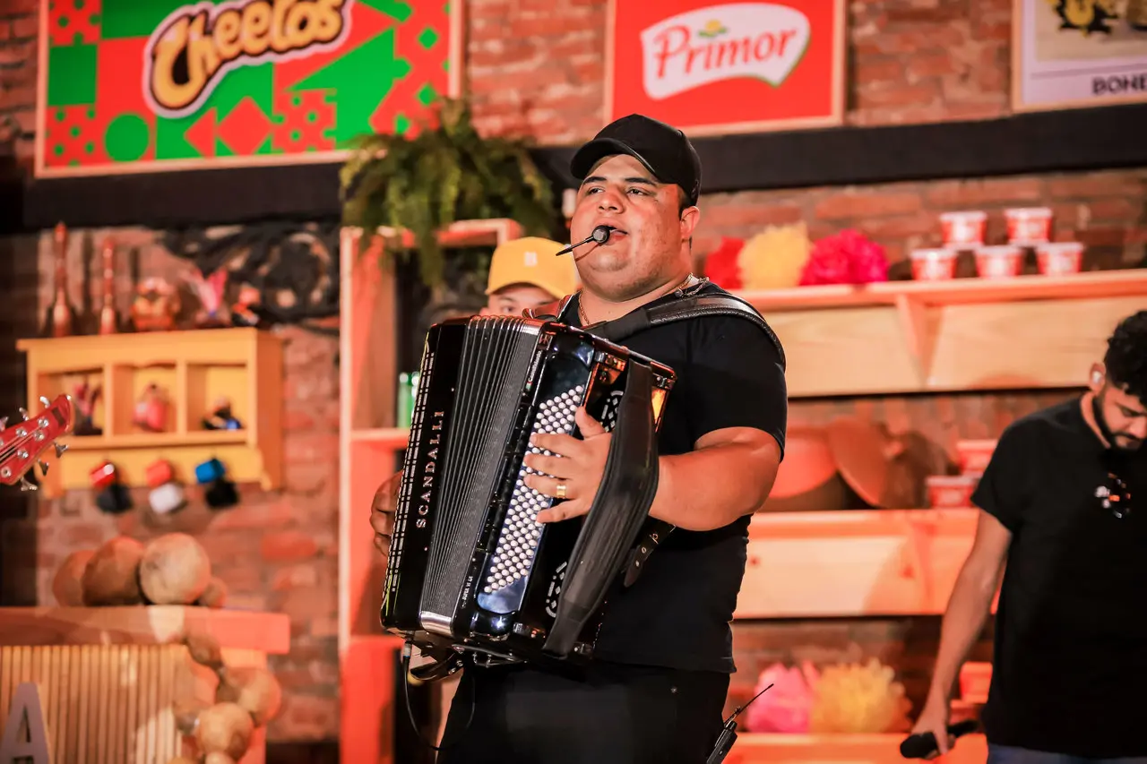 Tarcísio do Acordeon ganhou o mercado musical com músicas como 