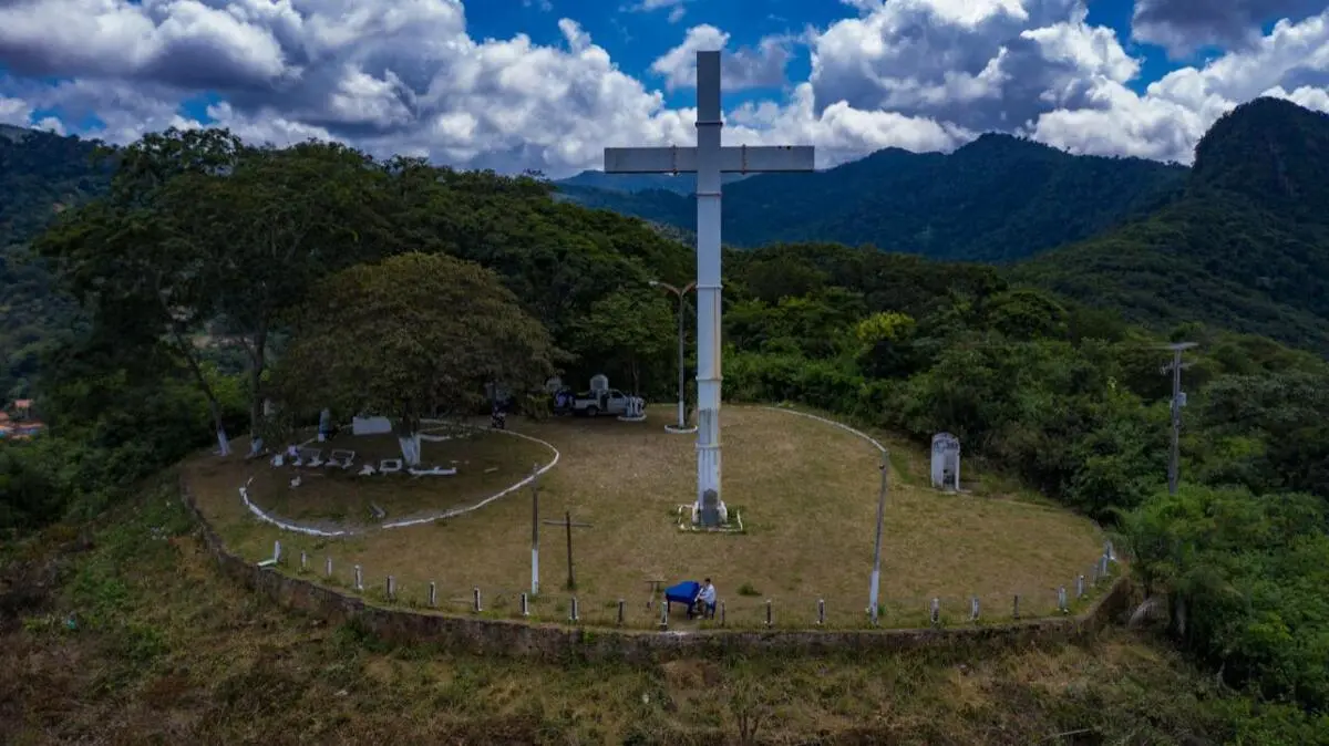 Artista no meio do mirante