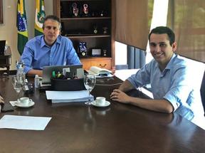 Reunião de Domingos Neto, Domingos Filho e Camilo Santana