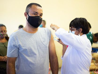 Guaiúba foi o primeiro município cearense a aplicar doses da vacina da Janssen contra a Covid-19.