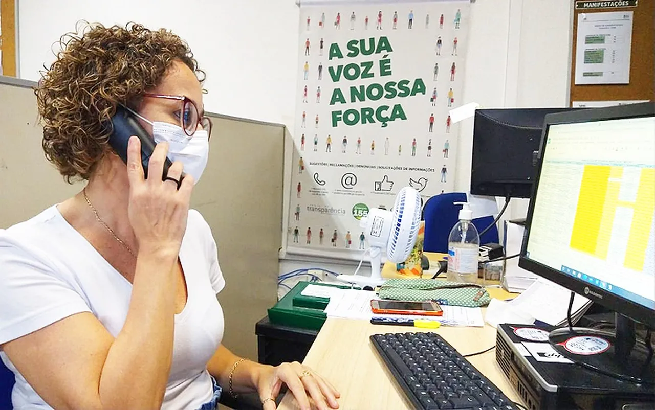Coordenadora de Serviço Social das UPAs, Danielle Brito também é assistente social lotada na UPA do Itaperi