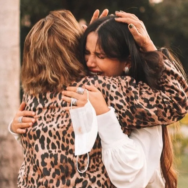 Cena de Juliette em reencontro com a mãe é uma das mais emocionantes da produção