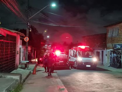 Motorista de aplicativo é morto, e amigo é baleado enquanto conversavam no bairro Bom Jardim