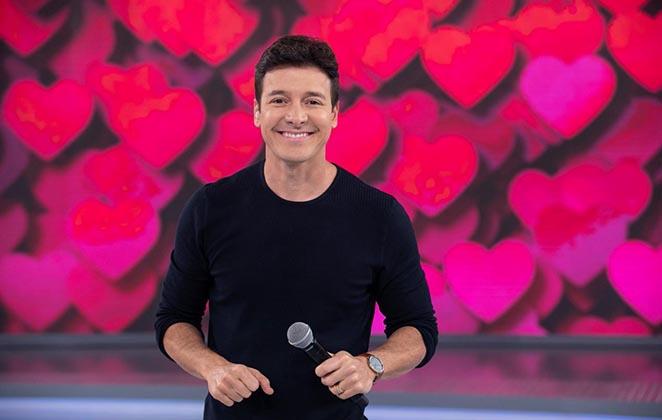 Rodrigo Faro diz que funcionários do SBT não acharam necessário testá-lo para a Covid-19