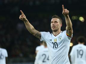 Lukas Podolski em ação pela Alemanha