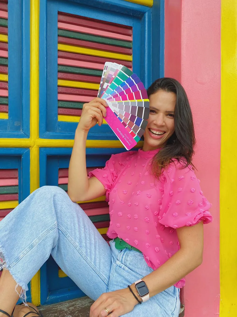 A consultora de cor e estilo Luciana Oliveira percebeu um aumento pela procura de análise de coloração pessoal nos últimos meses
