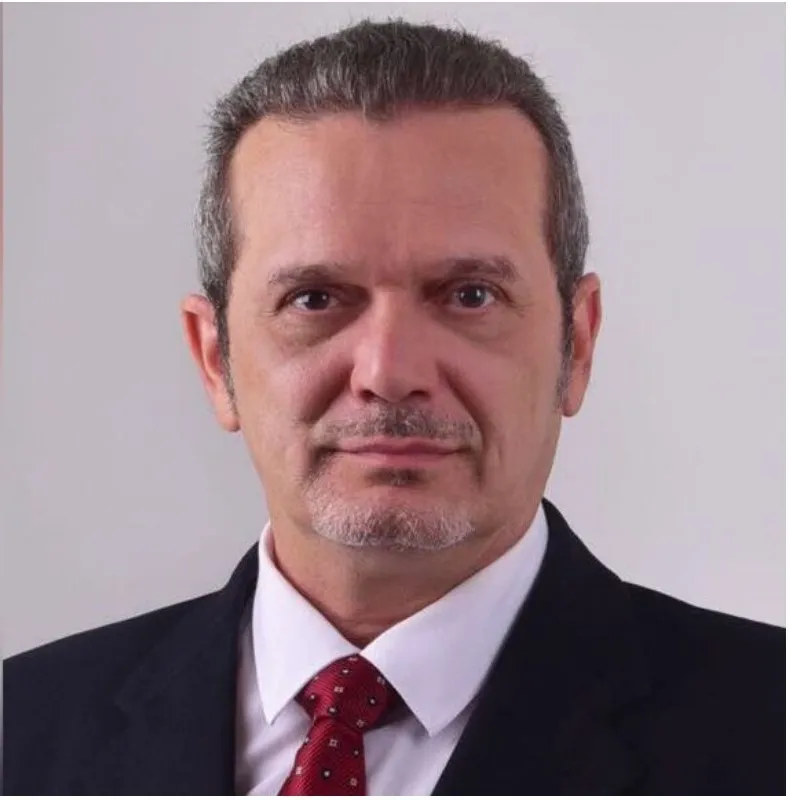 Martonio Mont’Alverne é professor universitário