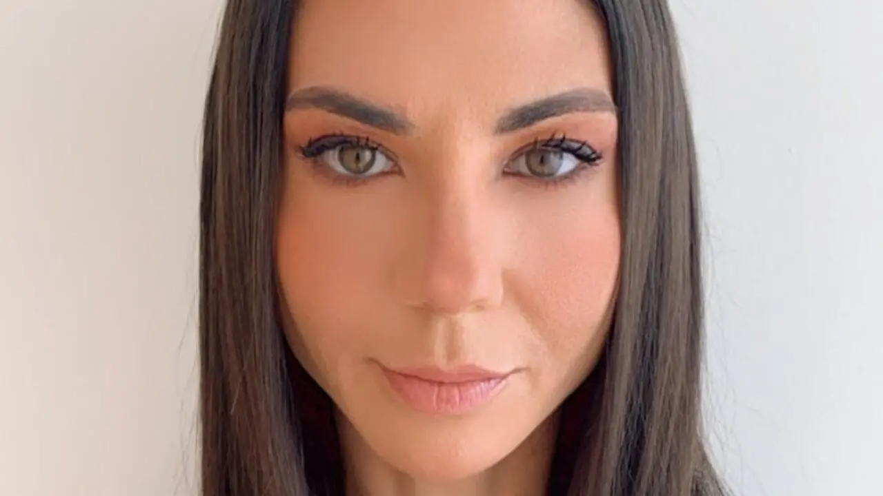 Jornalista Amanda Klein em foto publicada no Instagram