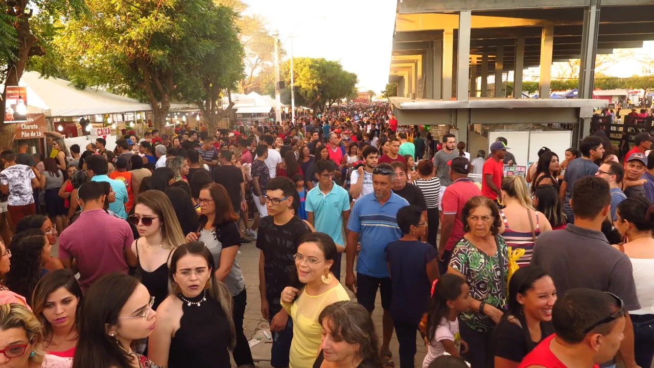No período da Expocrato, as vendas no comércio chegam a ser 30% acima de um mês comum