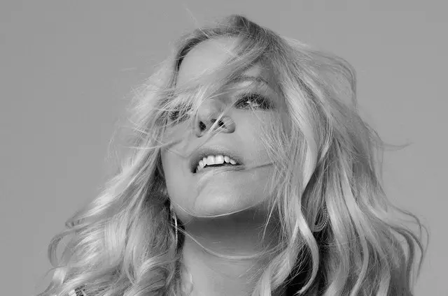 Sucesso com Kid Abelha e carreira solo