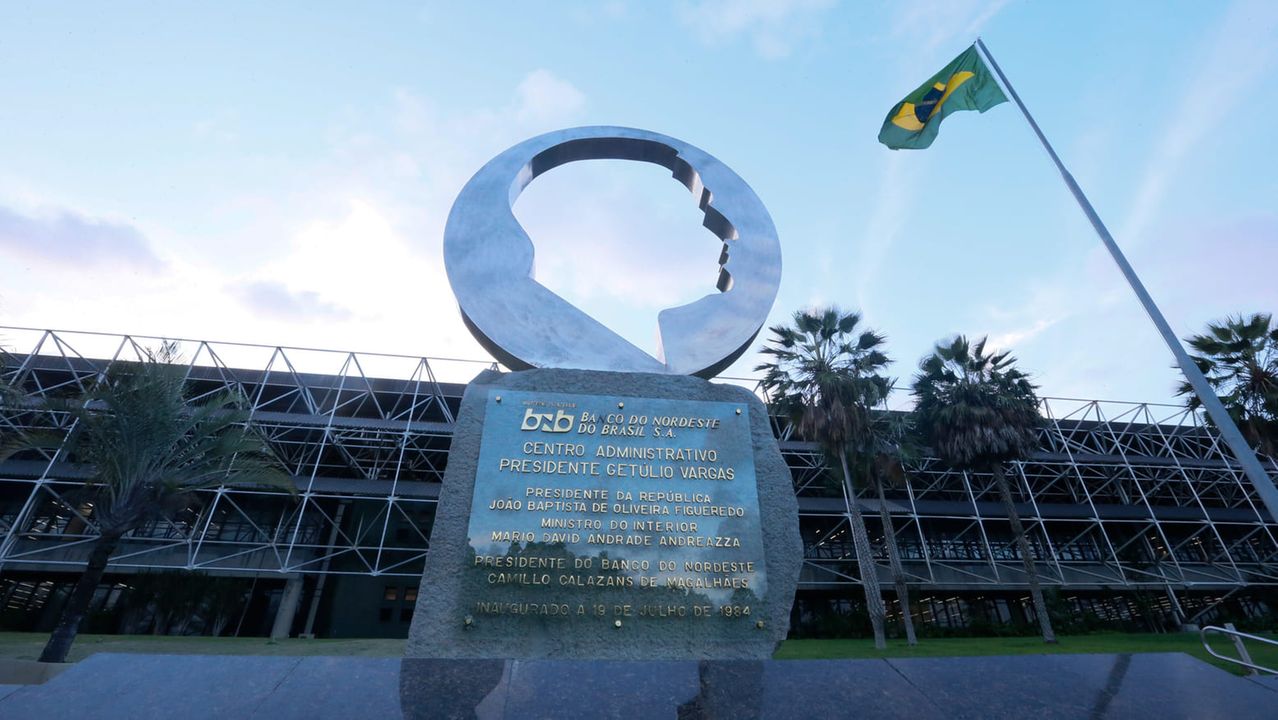 Lista de cotados para presidência do Banco do Nordeste tem até ex-governador - Victor Ximenes - Diário do Nordeste