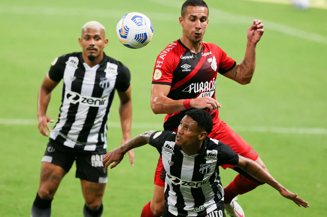 O Ceará atuou sem Jael, Mendoza e Gabriel Dias diante do Athletico/PR, primeiro jogo após o novo julgamento, e venceu