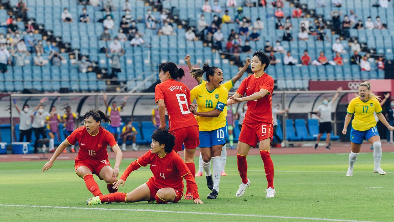 Com Show De Marta Brasil Goleia China Por 5 A 0 Na Estreia Do Futebol Feminino Nas Olimpiadas Jogada Diario Do Nordeste