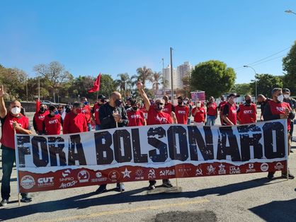 Protesto contra o presidente Jair Bolsonoro em São José dos Campos (SP)