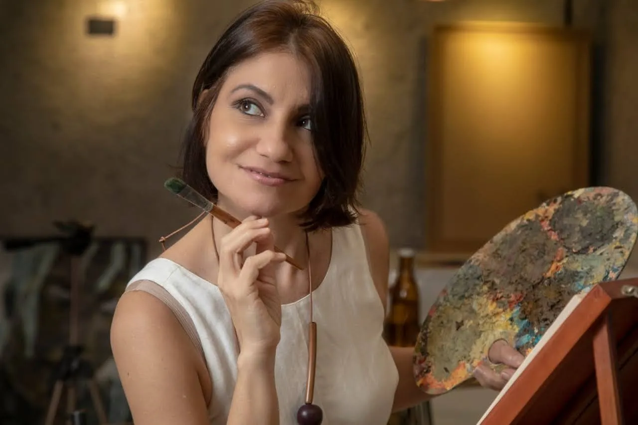 Lisiane Forte é psicóloga e artista