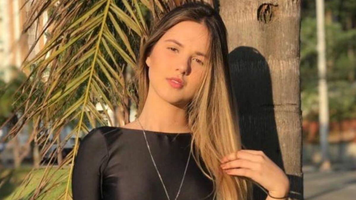 Lorraine Cutier Bauer Romeiro, conhecida como Gatinha da Cracolândia, em foto antes de ser presa