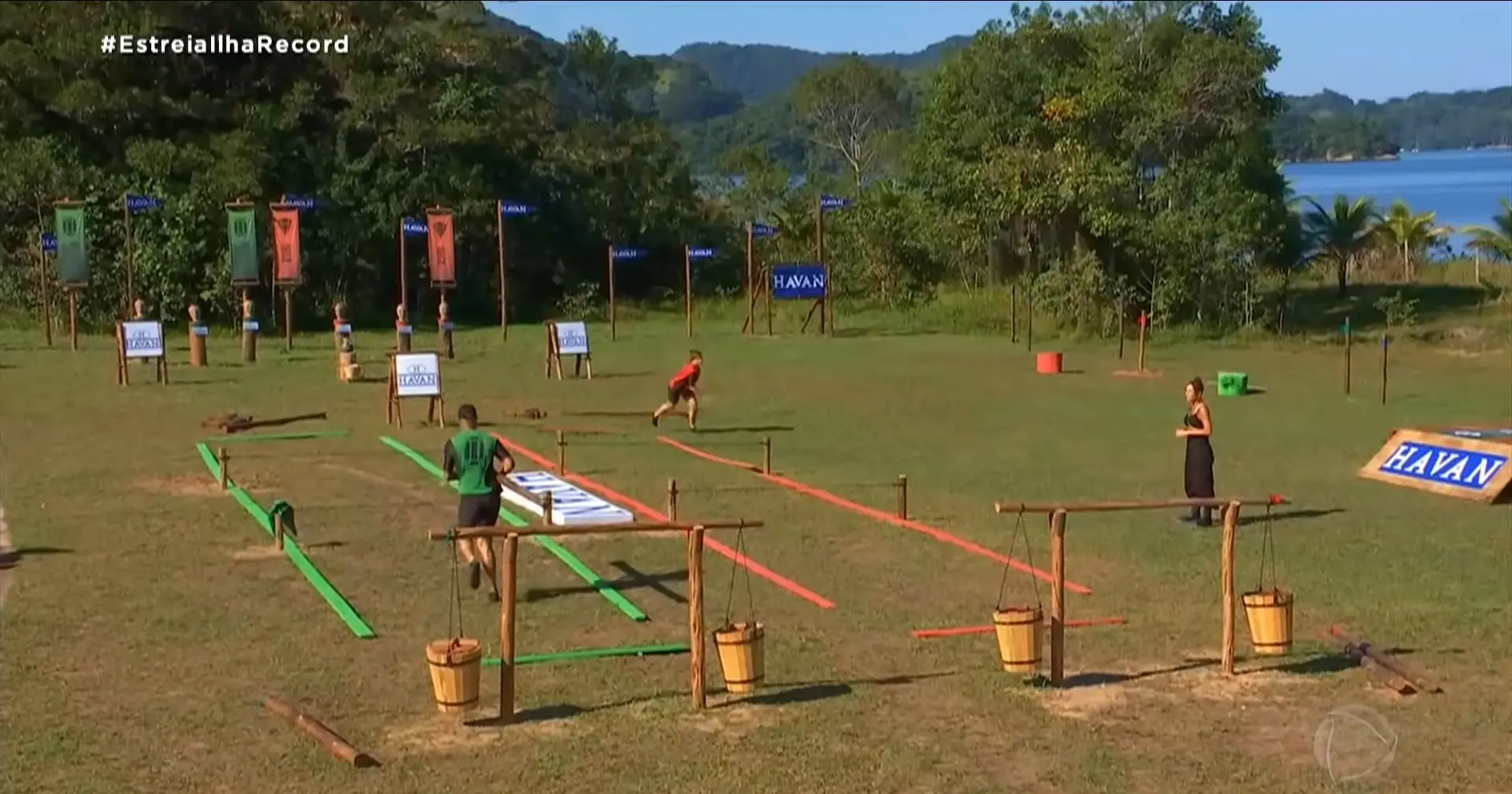 Primeiras provas exigiram pontaria, natação, força e agilidade