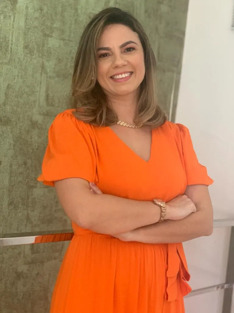 A médica Lívia Almeida considera a descoberta da coloração pessoal um processo libertador