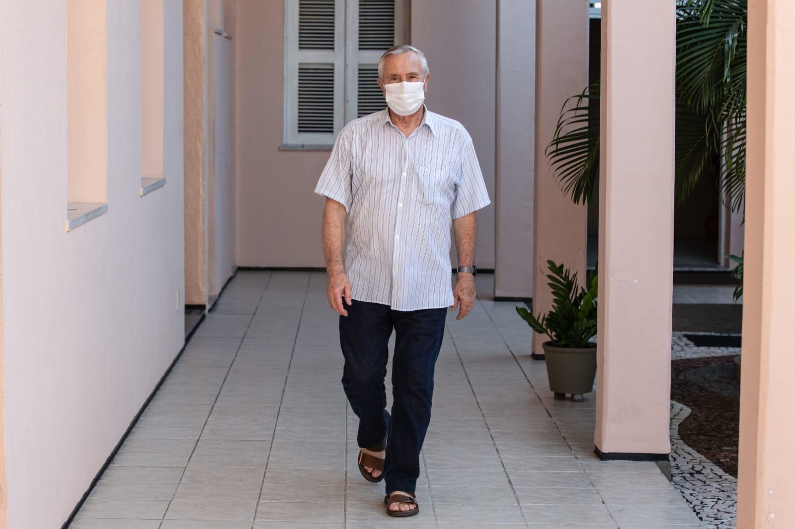 No último fim de semana, padre Lino voltou a celebrar missa na Paróquia da Paz