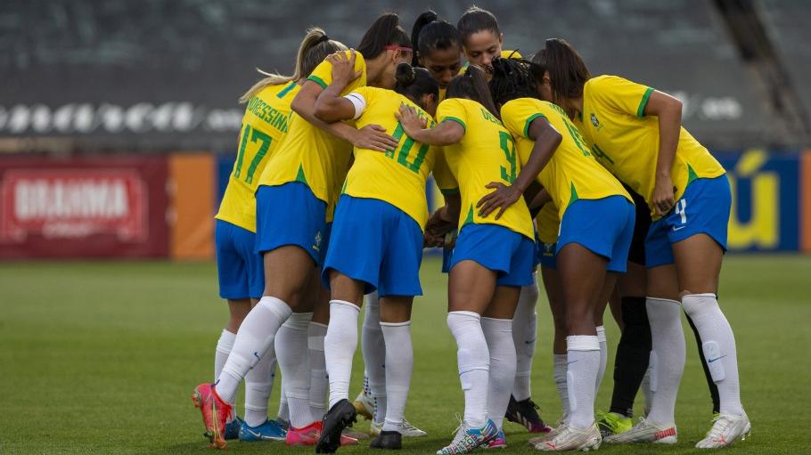 Meia Ana Carolina é convocada para a Seleção Brasileira Sub-17