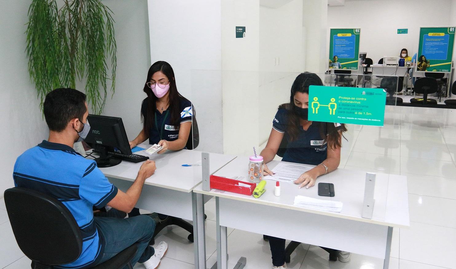 Emissão de carteiras pode ser feita pela internet ou de forma presencial