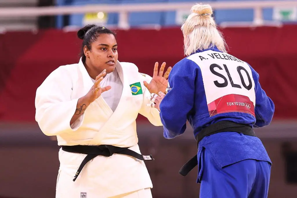 Maria Suelen Altheman em luta nas Olimpíadas