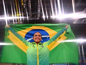 Rebeca Andrade leva ouro no salto dos Jogos Olímpicos