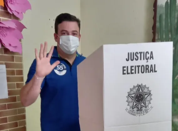 Matheus Gois (PSD) é filho do prefeito eleito, mas impedido de assumir, Antônio Gois
