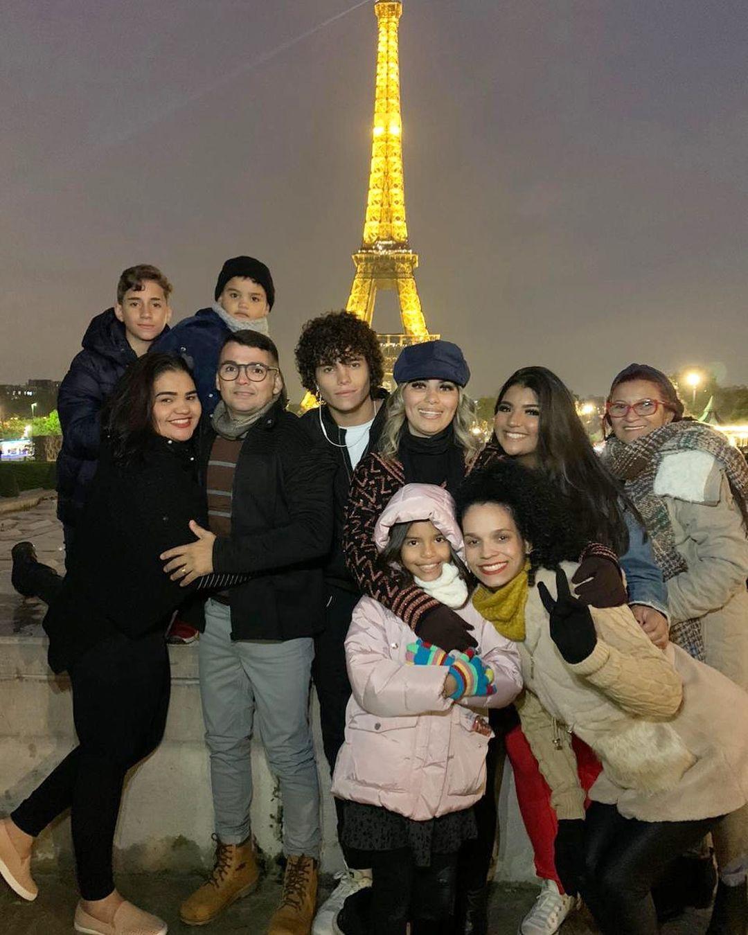 Walkyria Santos em viagem com a família