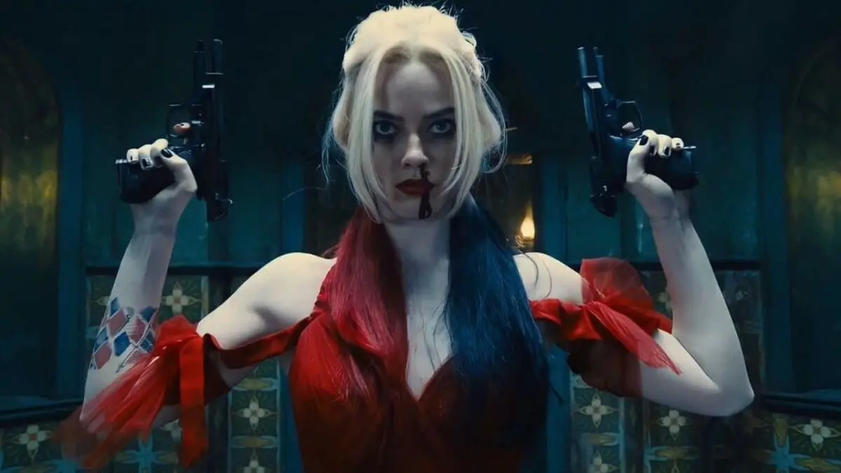 Margot Robbie como Harley Quinn, no novo O Esquadrão Suicida