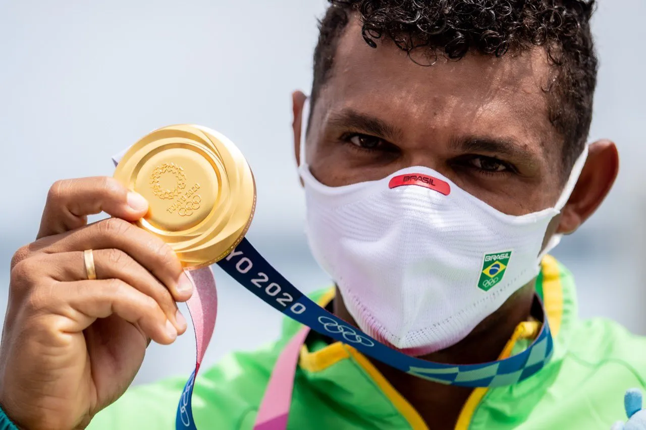 Isaquias Queiroz também venceu o ouro